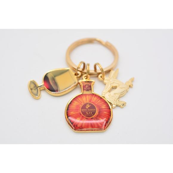 REMY MARTIN XO Charm Keychain Special Cognac Mini Bottle Gold Key Holder BinA16 - Picture 1 of 12